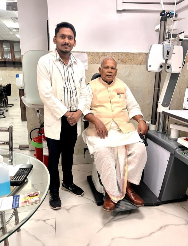 Clinical consultation with patient